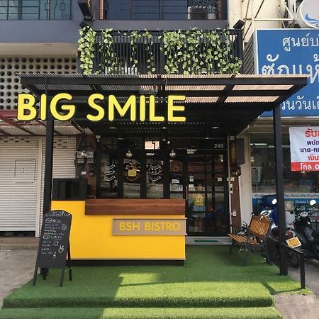 Big Smile Hotel Bangkok Luaran gambar